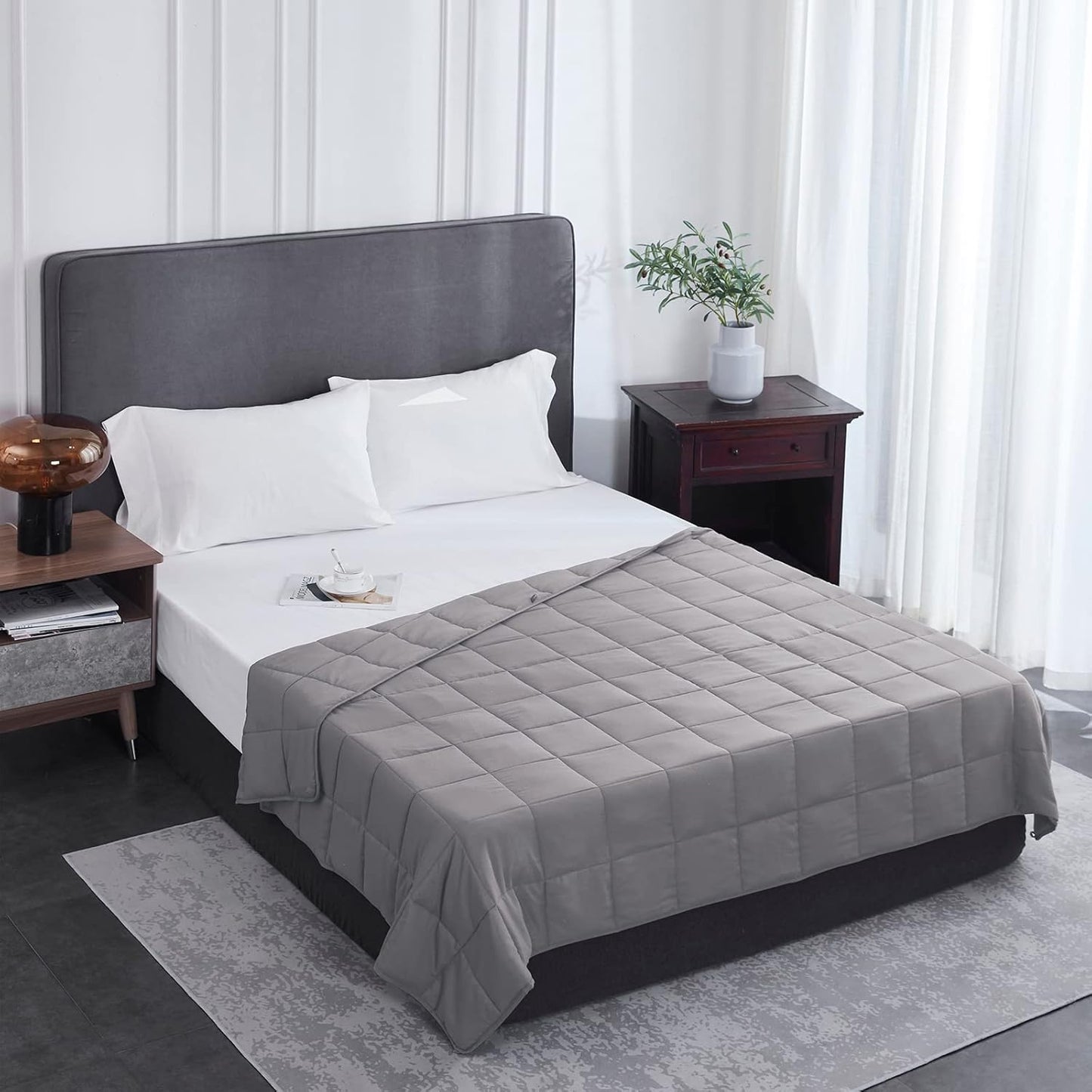 L'AGRATY Weighted Blanket - 48"x72" 15lbs Cooling Breathable Heavy Blanket Microfiber Material with Glass Beads for Adult All-Season Summer Fall Winter Soft Thick Comfort
