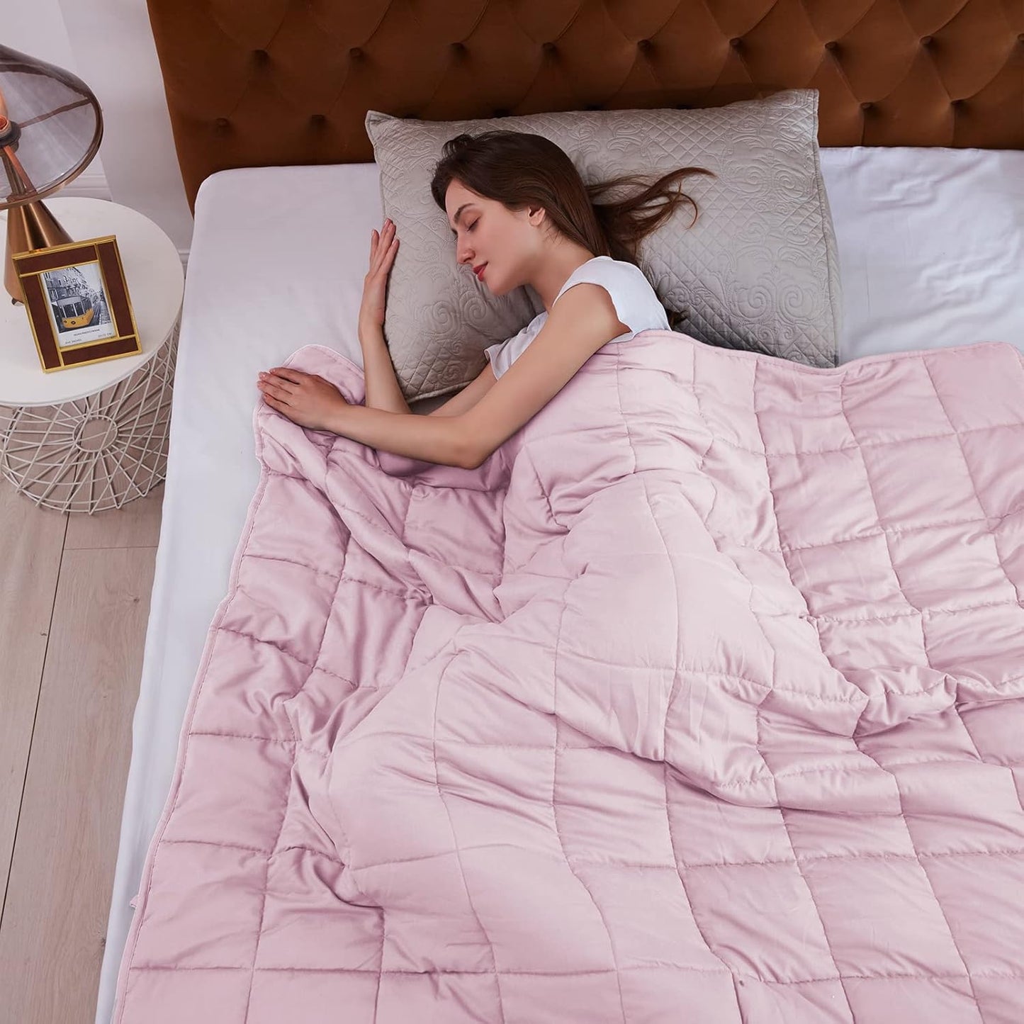 L'AGRATY Weighted Blanket - 48"x72" 20lbs Cooling Breathable Heavy Blanket Microfiber Material with Glass Beads for Adult All-Season Summer Fall Winter Soft Thick Comfort