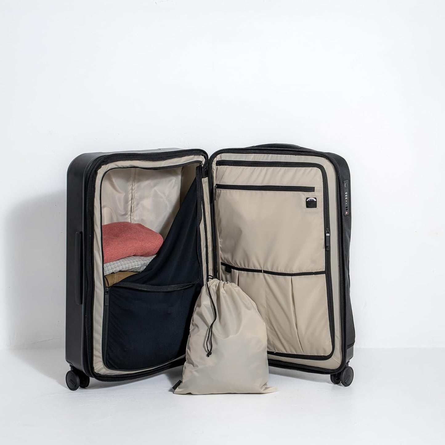 OGIO Pace Pro Hybrid Wheeled Travel Bag (Luggage)