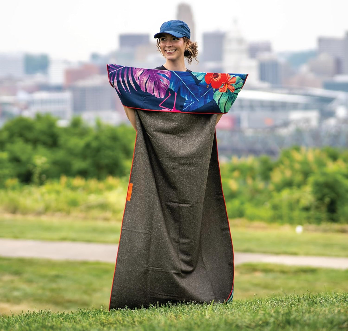 Sprints Athletic Running Towel, Full-Sized, Car Seat Cover - Moisture Wicking (Flamingos)