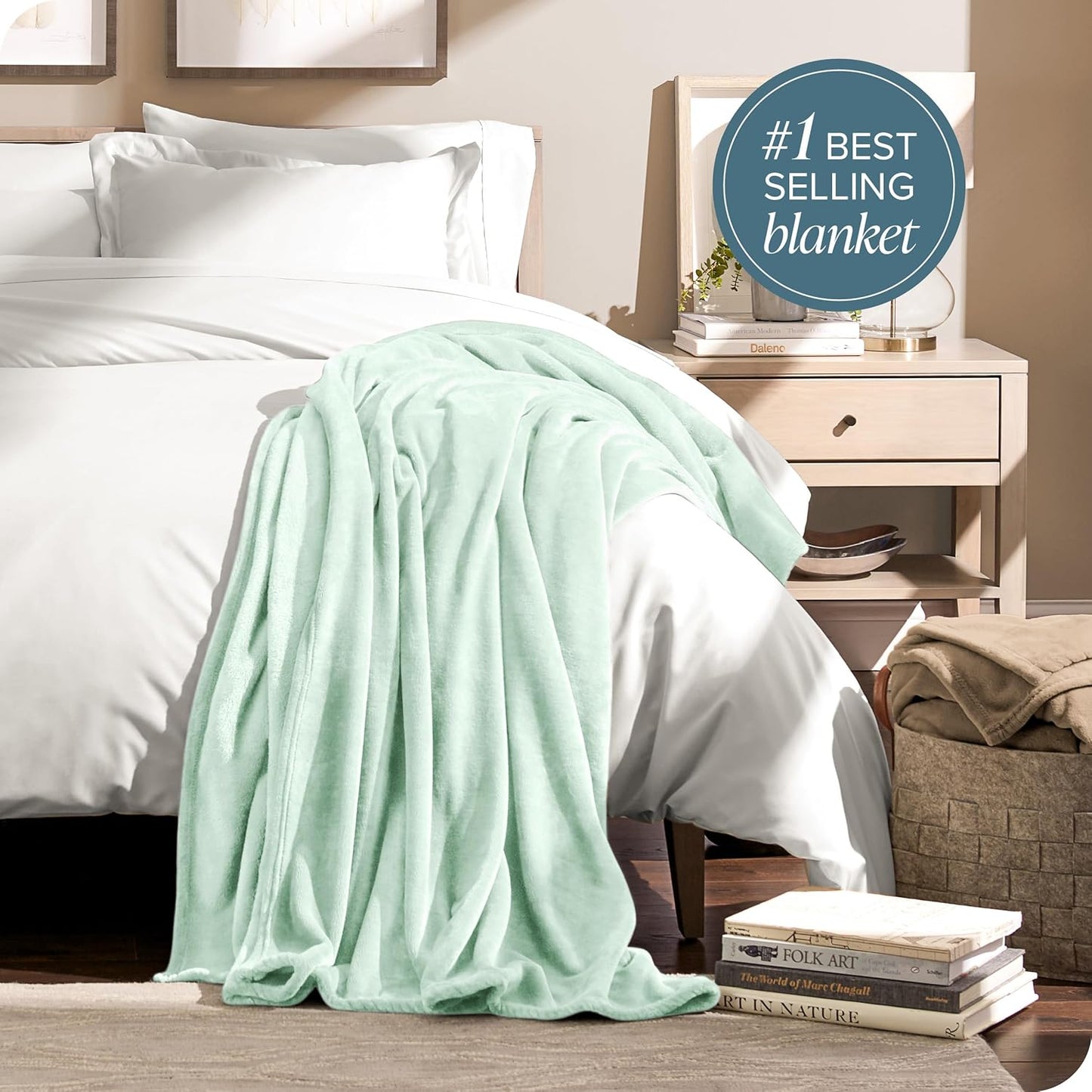 Bare Home Fleece Blanket - Twin/Twin Extra Long - Ultra-Soft Lightweight for Bed, Sofa, and Couch - Luxury Microplush - Cozy Warm Blanket (Twin/Twin XL, Spring Mint)