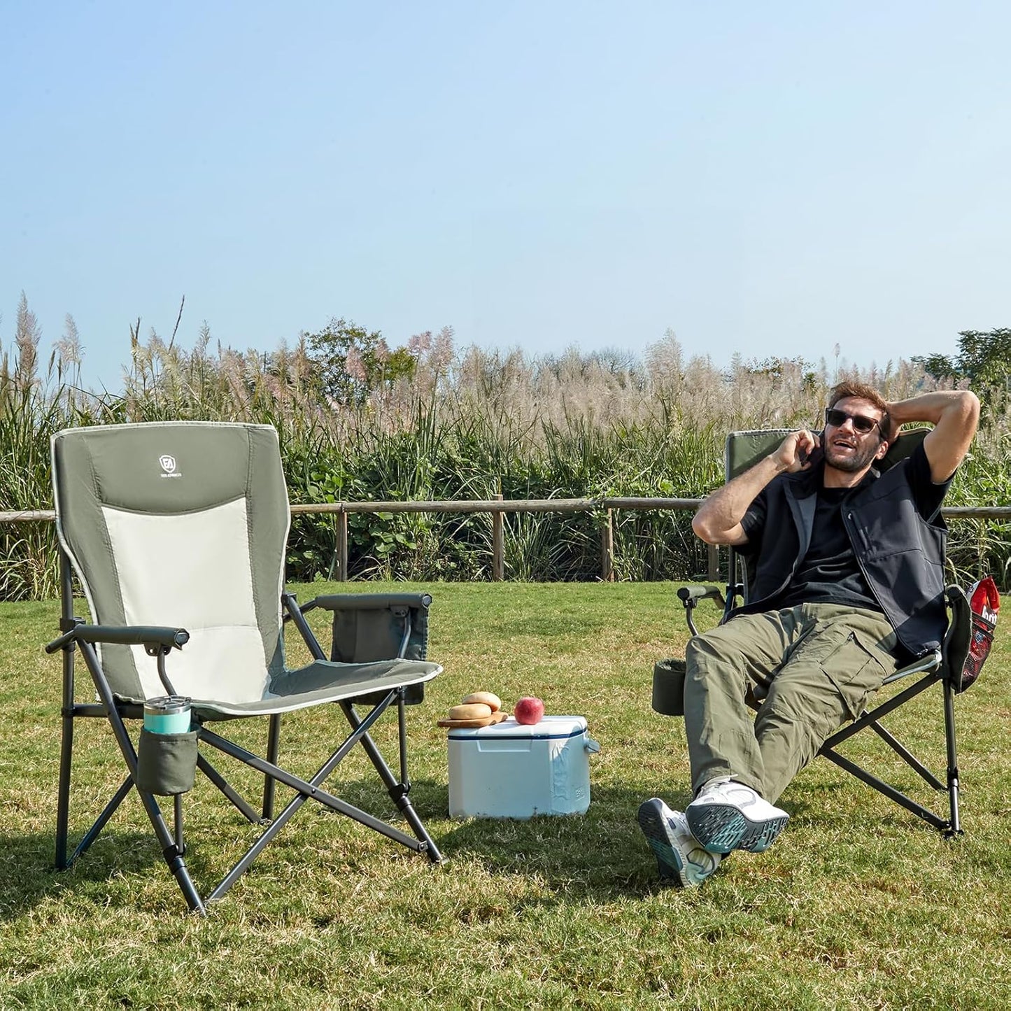 EVER ADVANCED Oversized Folding Camping Chair, for Adults Heavy Duty Lawn Chair with Side Pockets, Portable Collapsible Quad Chair for Outside, Support Up to 500lbs, Green 2Pack